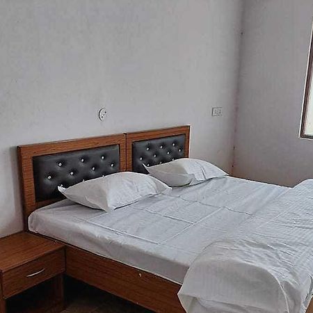 Pop New Hotel Hometown Dadri エクステリア 写真