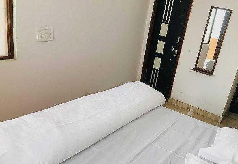 Pop New Hotel Hometown Dadri エクステリア 写真
